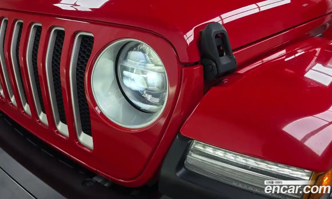 Jeep Wrangler 2021 2.0 автомат (гидро), фото 8