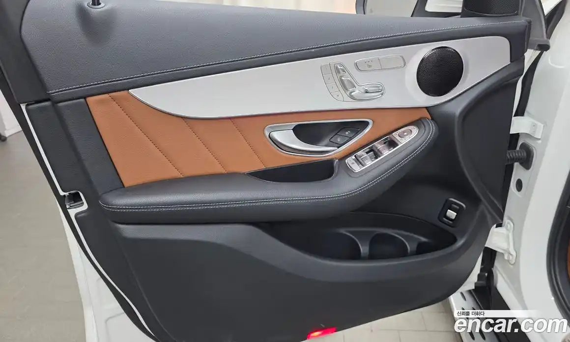 Mercedes-Benz GLC-Class 2022 1.9 автомат (гидро), фото 14