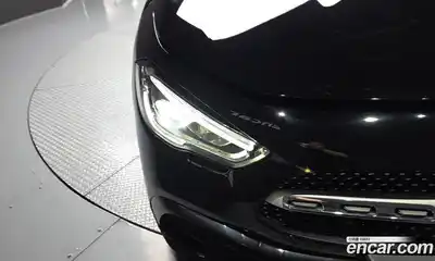 Mercedes-Benz GLA-Class 2020 2.0 гидро, миниатюра 8 Mercedes-Benz GLA-Class 2020 2.0 гидро, миниатюра 8