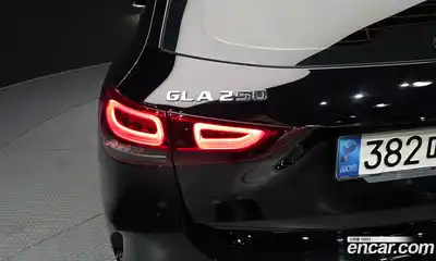 Mercedes-Benz GLA-Class 2020 2.0 гидро, миниатюра 9 Mercedes-Benz GLA-Class 2020 2.0 гидро, миниатюра 9