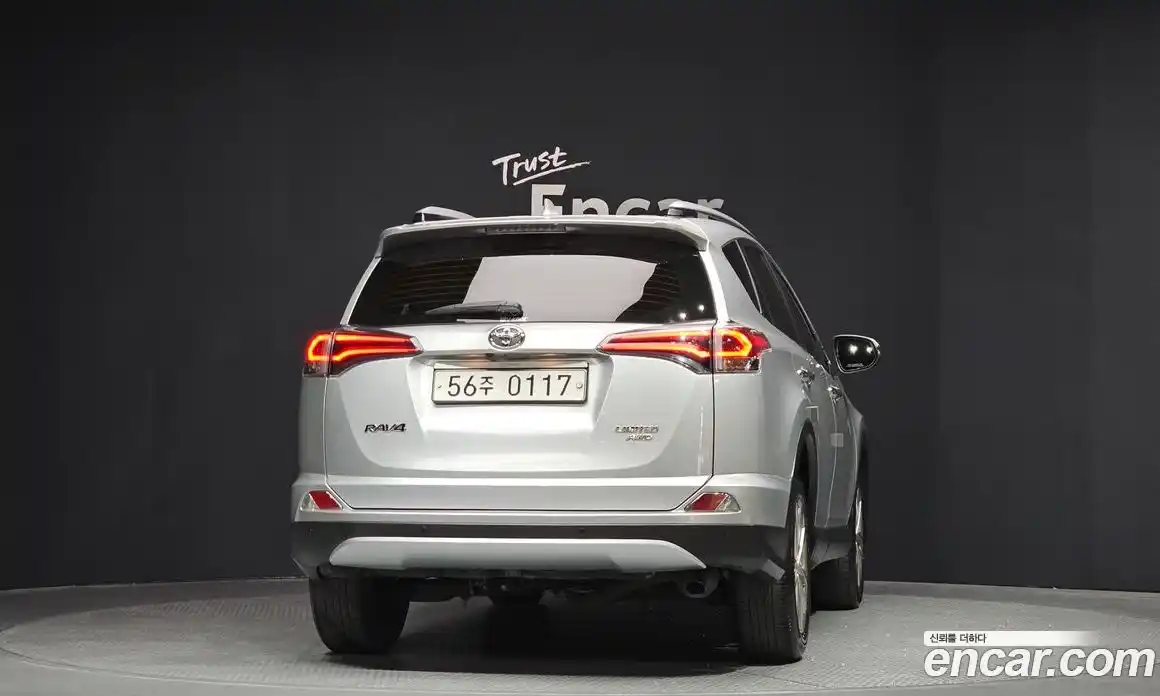 Toyota RAV4 2015 2.5 гидро, фото 4
