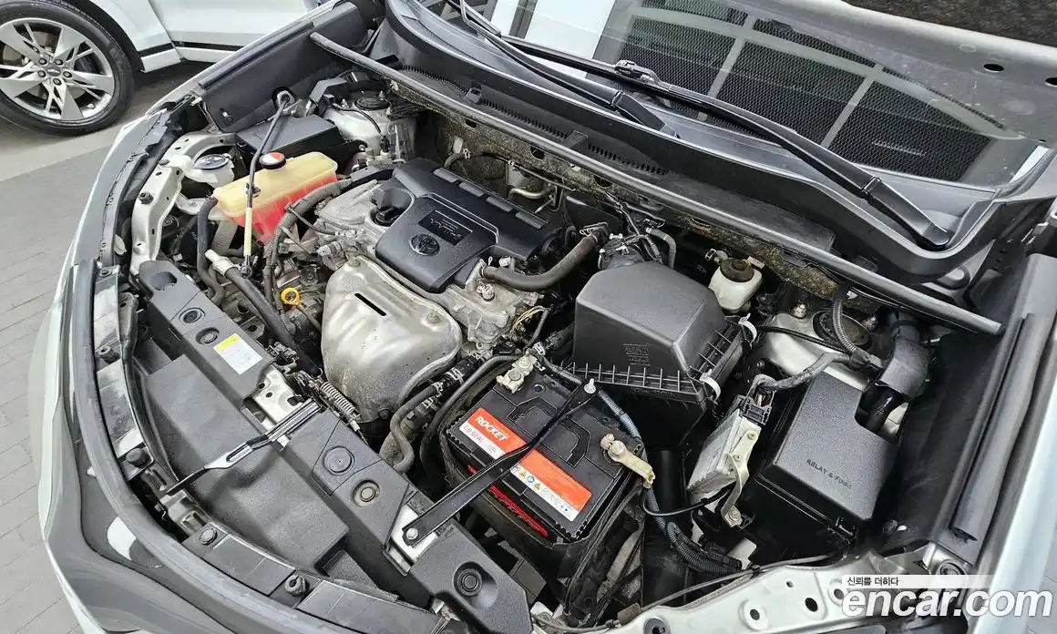 Toyota RAV4 2015 2.5 гидро, фото 6