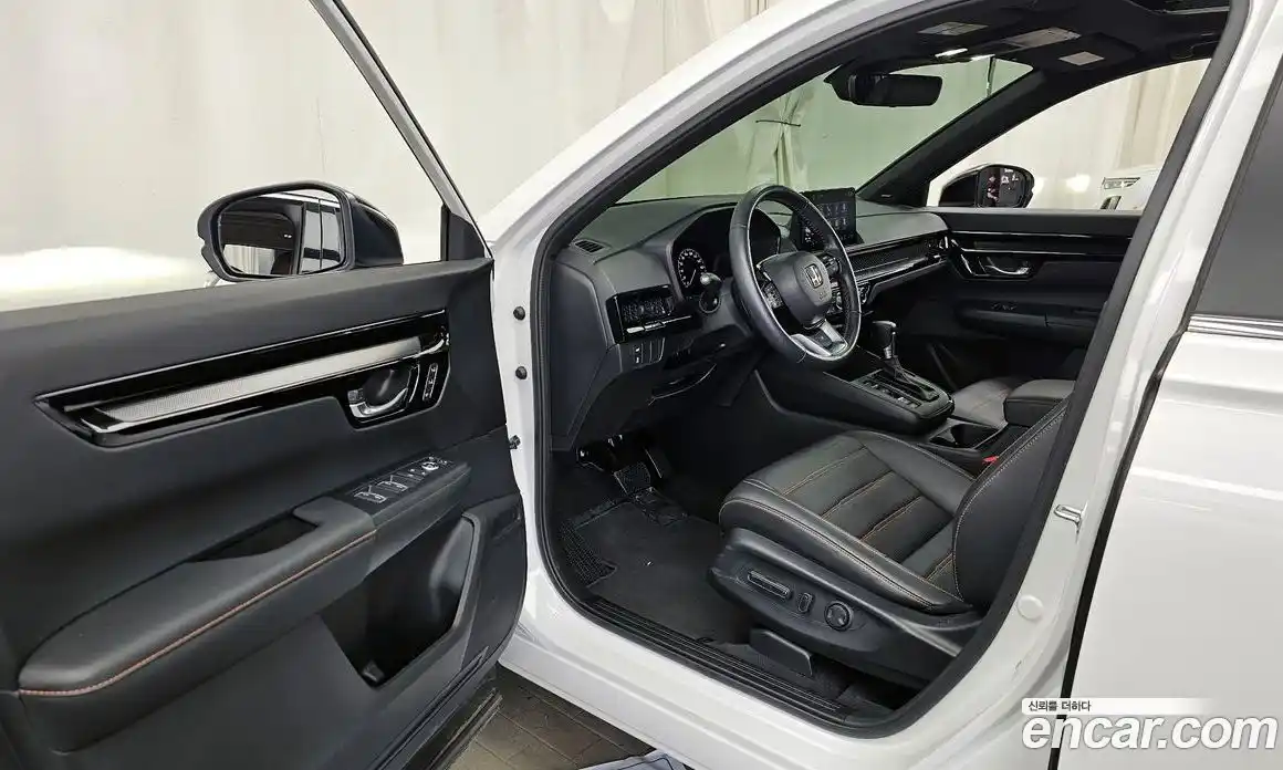 Honda CR-V 2023 2.0 автомат (гидро), фото 13