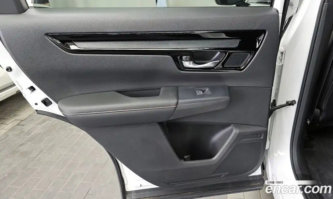 Honda CR-V 2023 2.0 автомат (гидро), фото 15