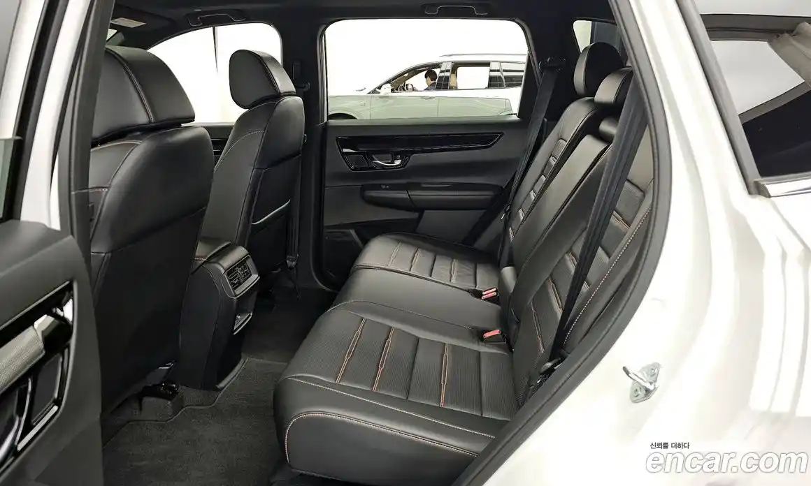 Honda CR-V 2023 2.0 автомат (гидро), фото 16