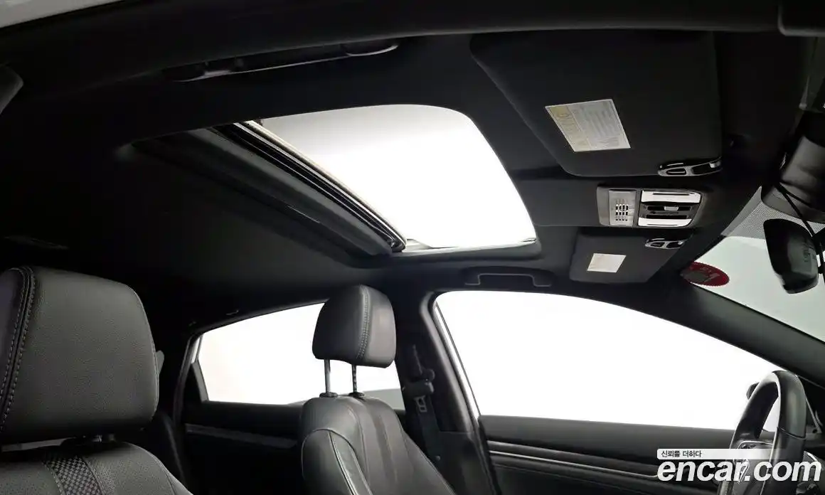 Honda Civic 2019 1.5 автомат (гидро), фото 20