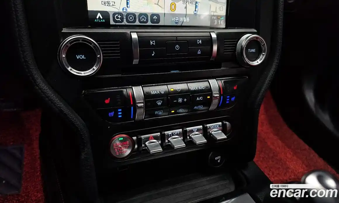 Ford Mustang 2018 2.3 автомат (гидро), фото 16