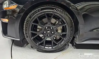 Ford Mustang 2018 2.3 автомат (гидро), миниатюра 5