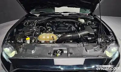 Ford Mustang 2018 2.3 автомат (гидро), миниатюра 6