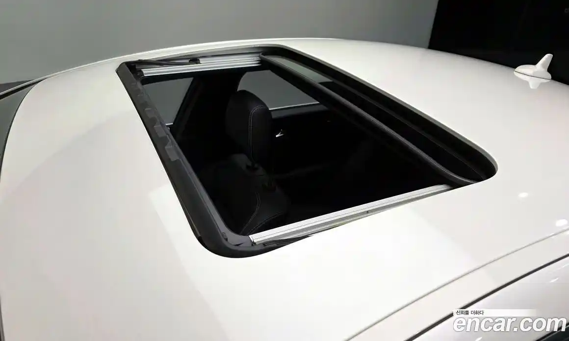 Mercedes-Benz CLS-Class 2017 2.1 гидро, фото 32 Mercedes-Benz CLS-Class 2017 2.1 гидро, фото 32