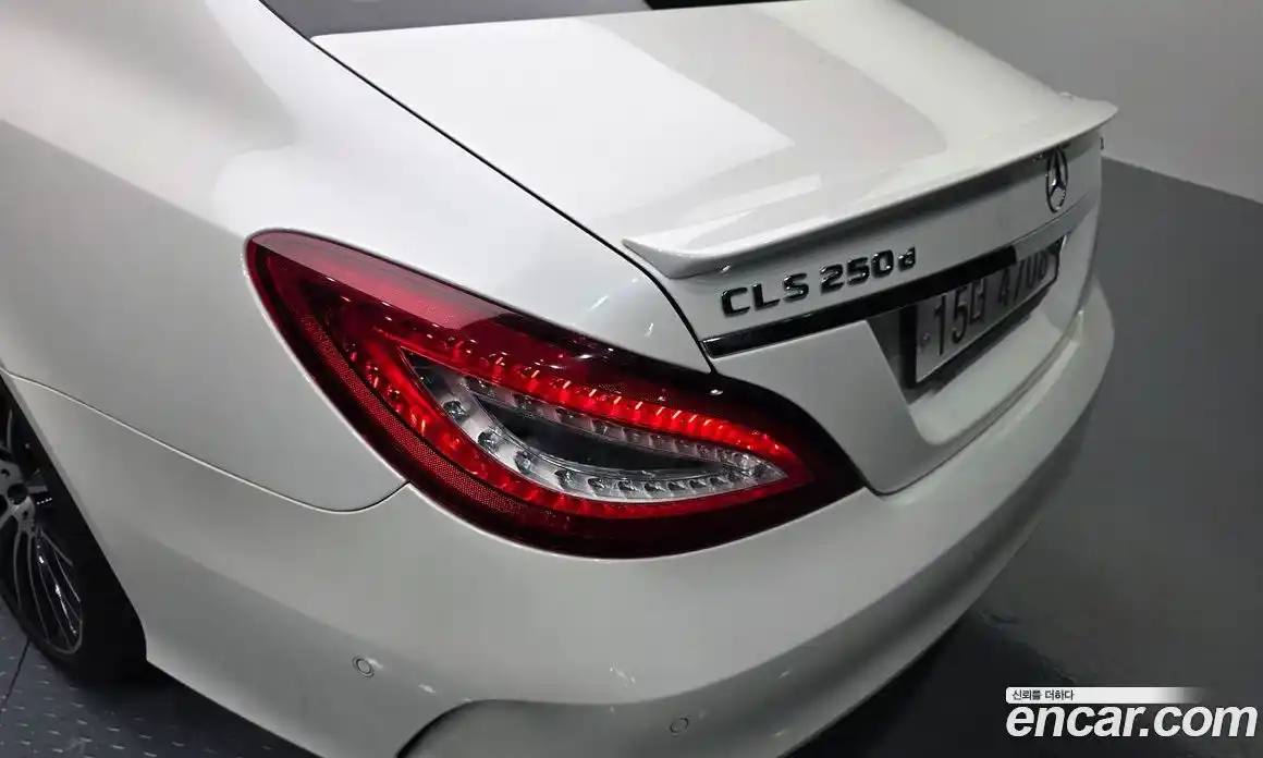Mercedes-Benz CLS-Class 2017 2.1 гидро, фото 9 Mercedes-Benz CLS-Class 2017 2.1 гидро, фото 9