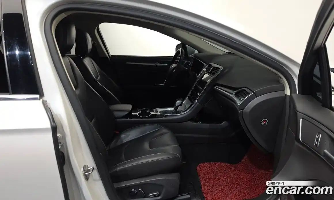 Ford Mondeo 2016 2.0 автомат (гидро), фото 11