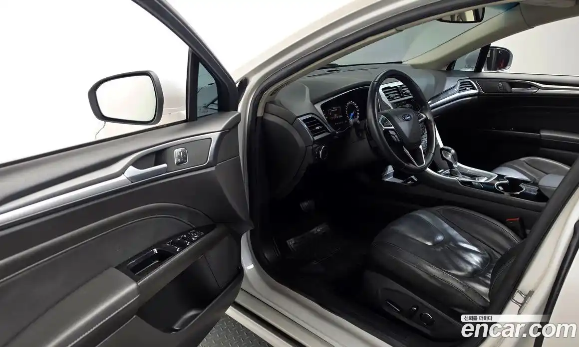 Ford Mondeo 2016 2.0 автомат (гидро), фото 10