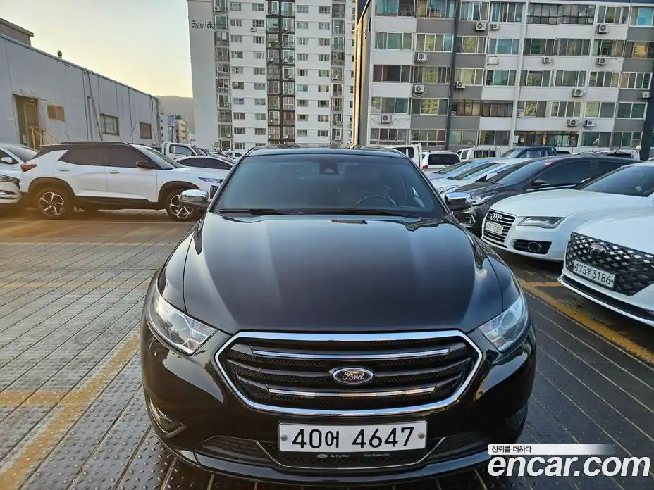 Ford Taurus 2014 3.5 автомат (гидро), фото 1