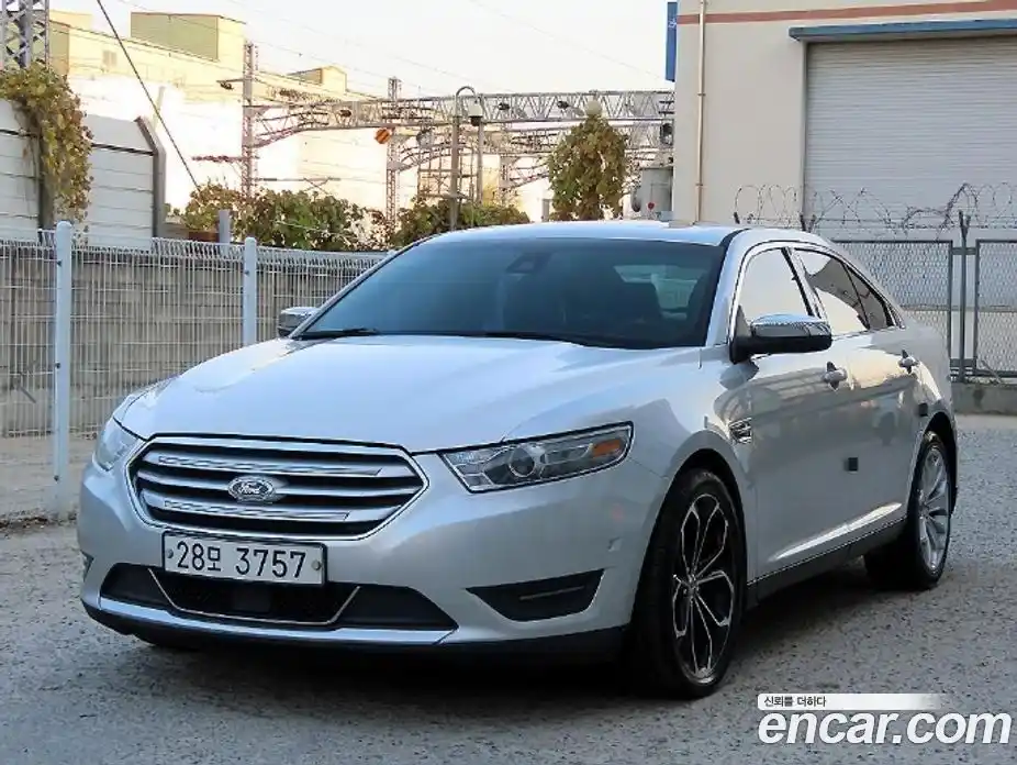 Ford Taurus 2013 2.0 автомат (гидро), фото 3