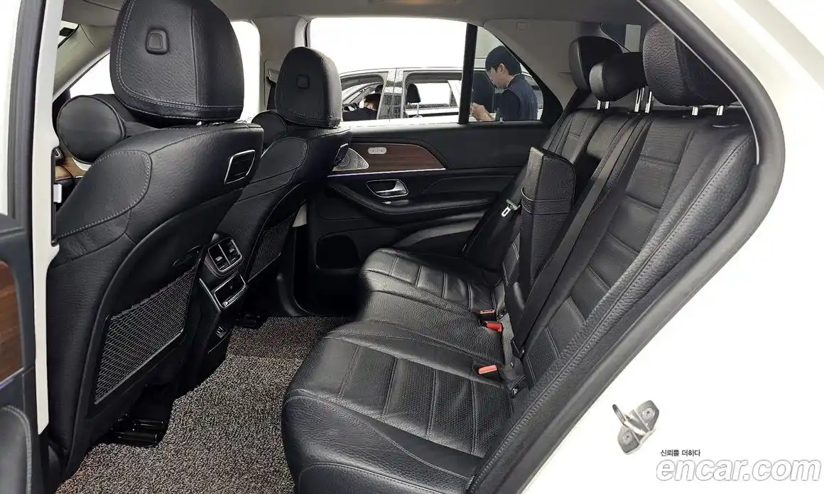 Mercedes-Benz GLE-Class 2019 3.0 гидро, фото 16 Mercedes-Benz GLE-Class 2019 3.0 гидро, фото 16