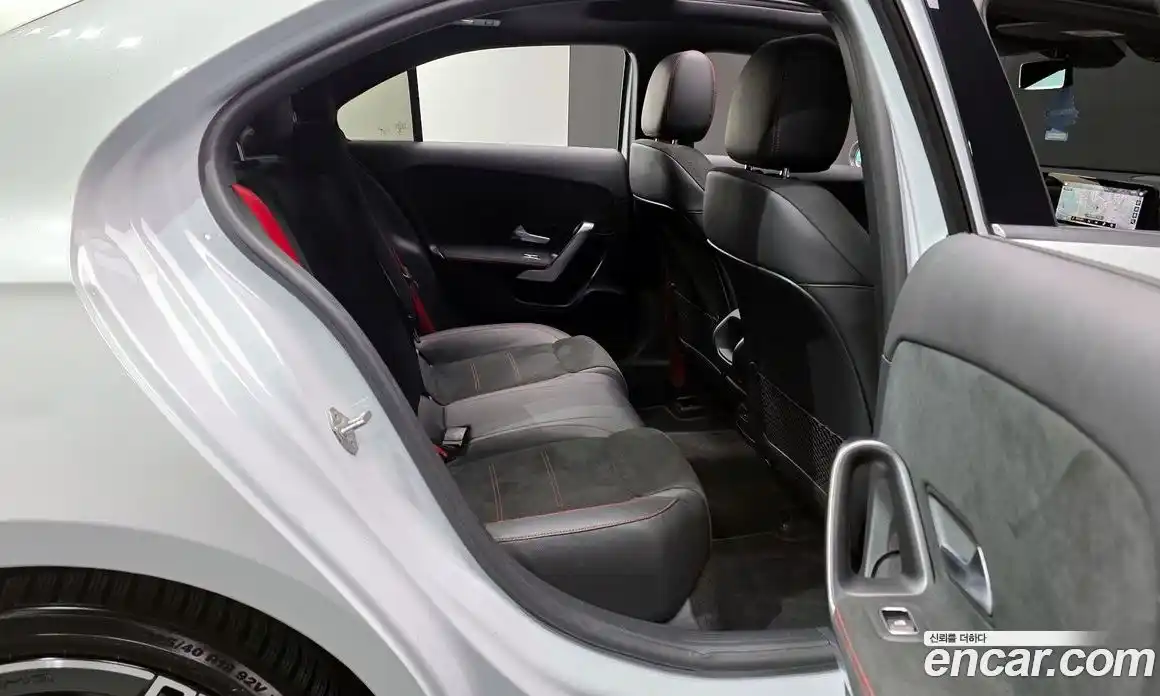 Mercedes-Benz A-Class 2020 2.0 гидро, фото 16
