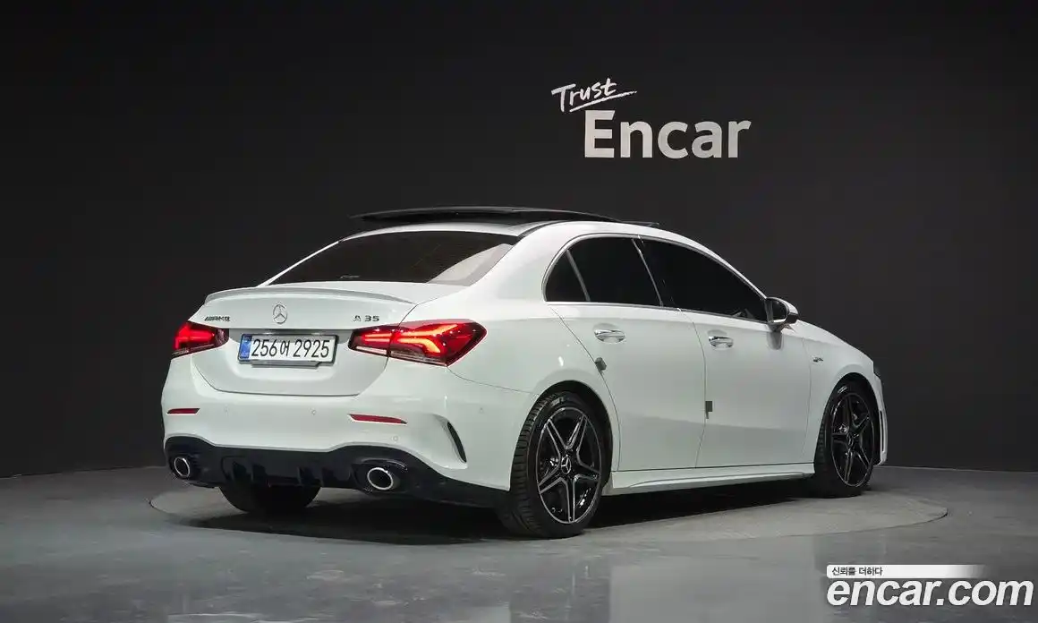 Mercedes-Benz A-Class 2020 2.0 гидро, фото 2