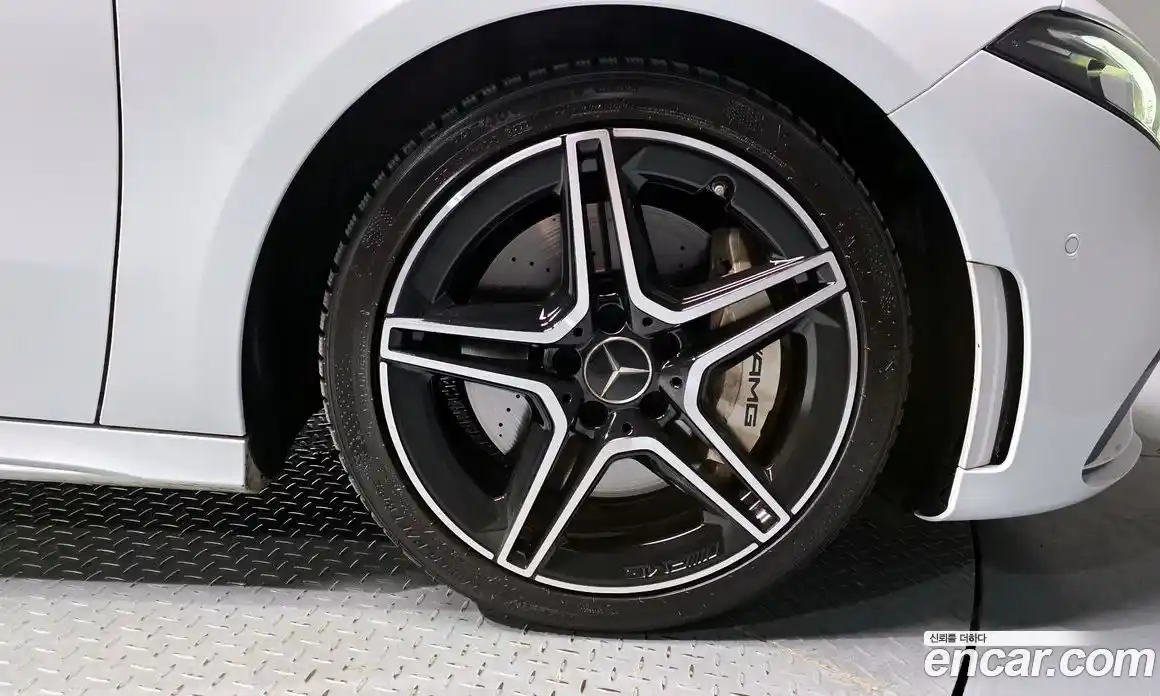 Mercedes-Benz A-Class 2020 2.0 гидро, фото 7