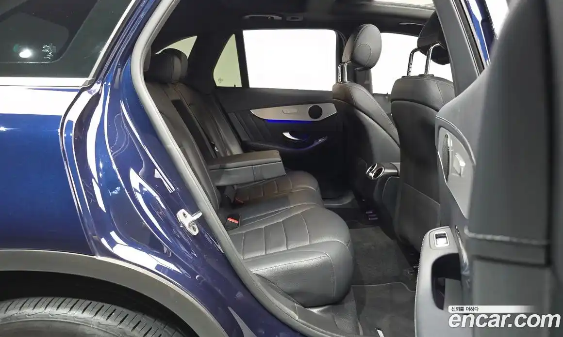 Mercedes-Benz GLC-Class 2022 2.0 автомат (гидро), фото 17