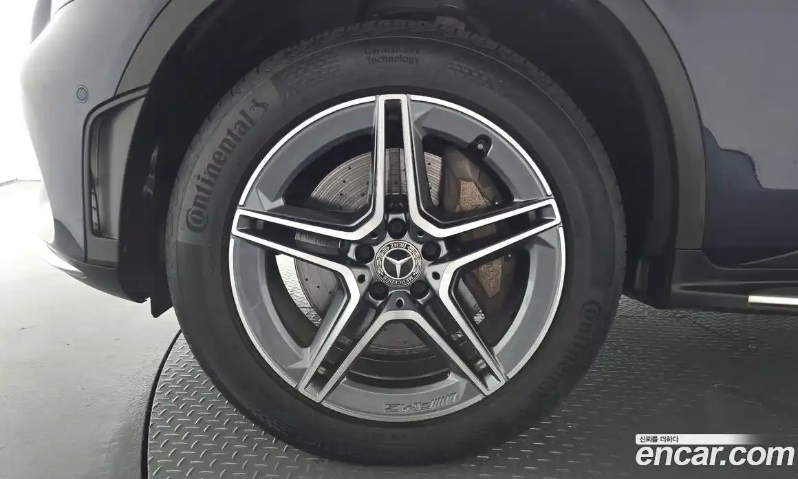 Mercedes-Benz GLC-Class 2022 2.0 автомат (гидро), фото 4
