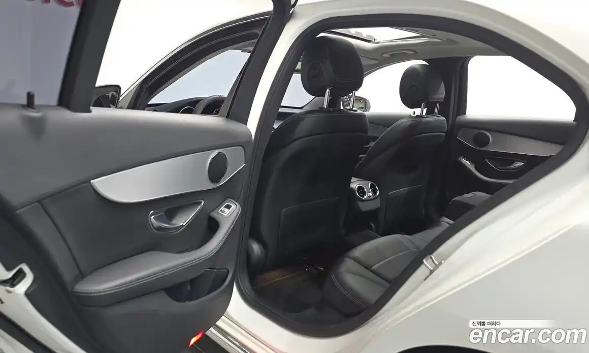 Mercedes-Benz C-Class 2016 2.0 автомат (гидро), фото 15