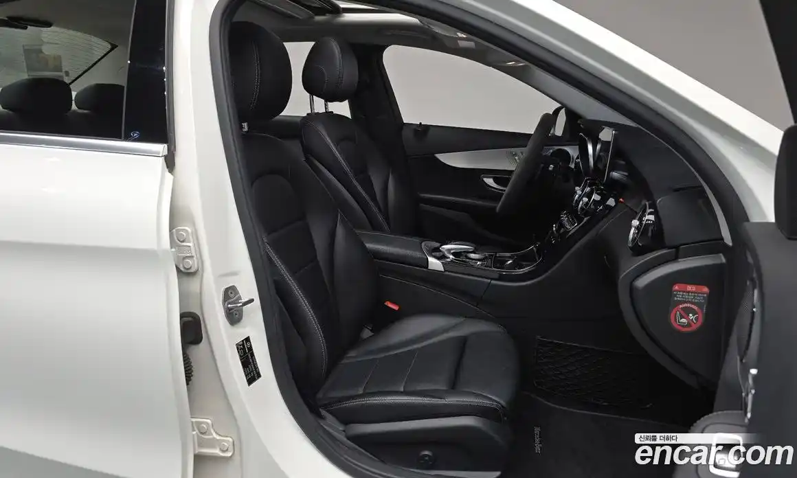 Mercedes-Benz C-Class 2016 2.0 автомат (гидро), фото 16