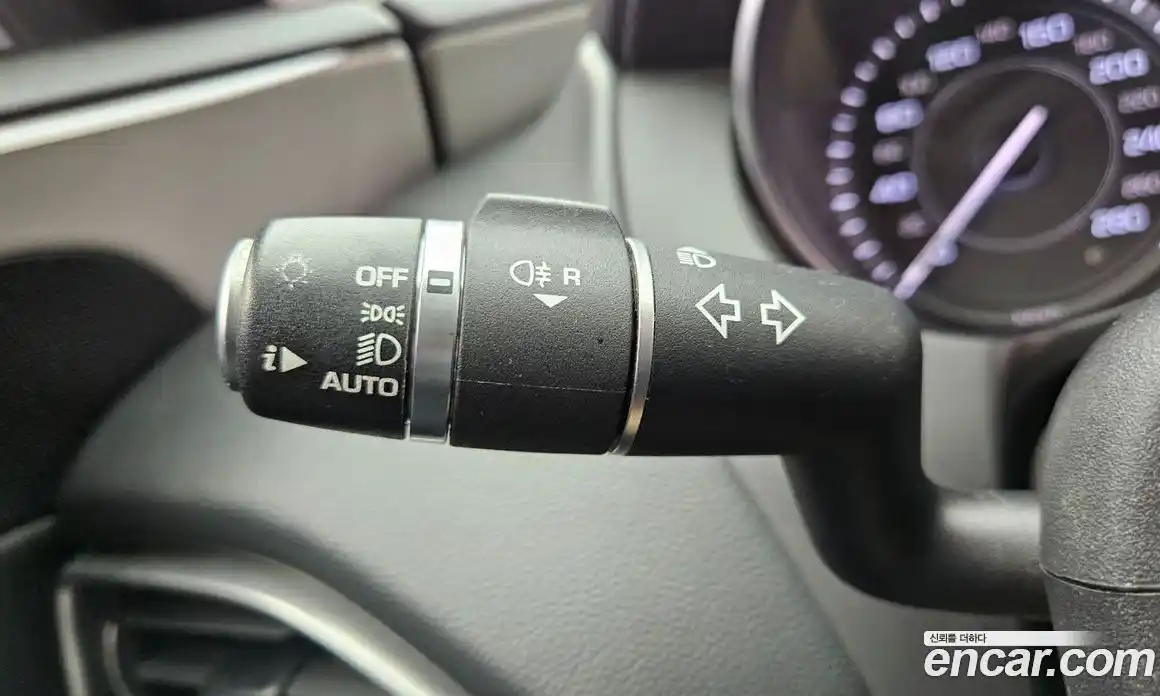 Jaguar XE 2016 2.0 гидро, фото 18