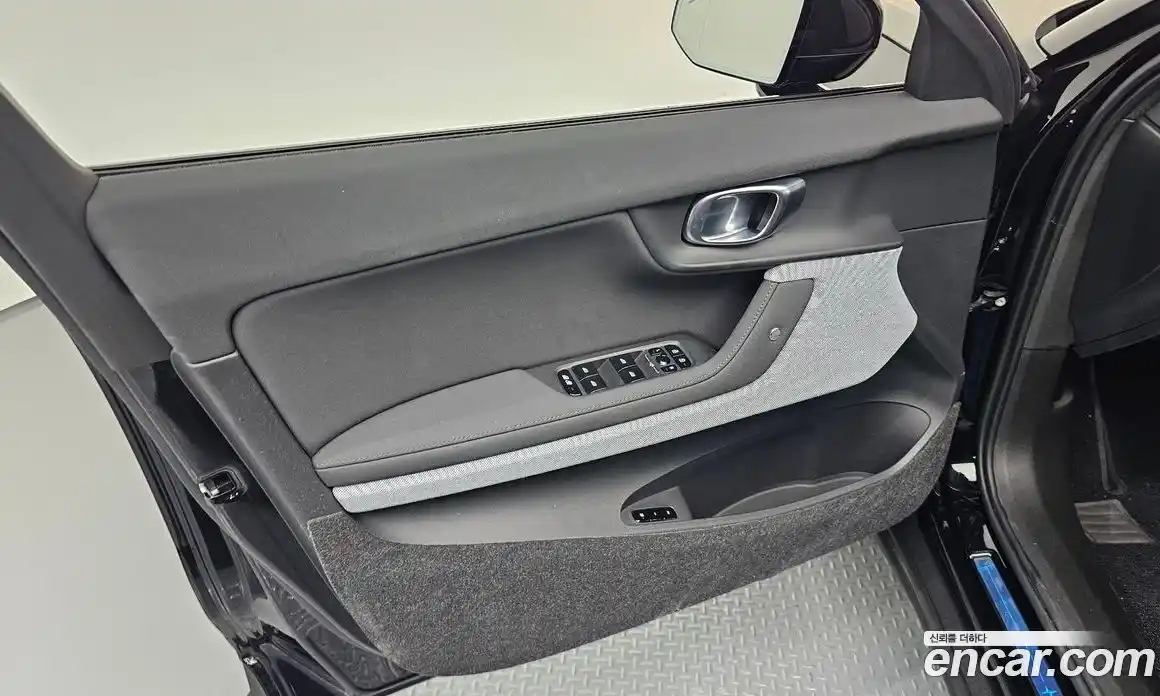 Polestar Polestar 2 2023 0.2 гидро, фото 14