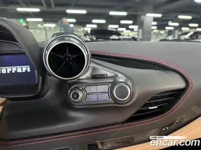 Ferrari F8 2022 3.9 автомат (гидро), миниатюра 12