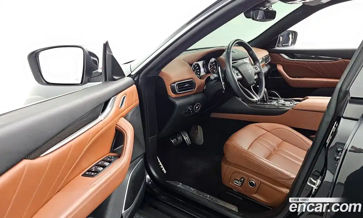 Maserati Levante 2021 3.0 гидро, фото 11