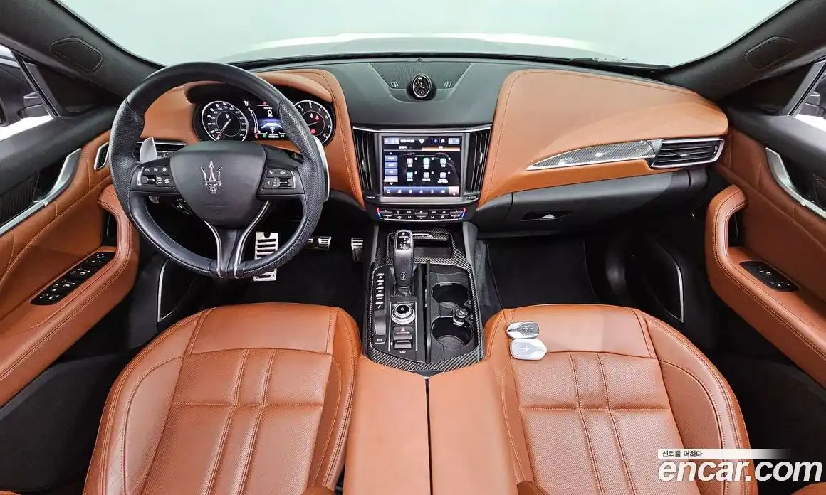 Maserati Levante 2021 3.0 гидро, фото 7
