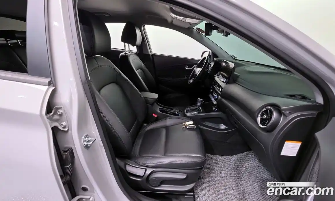 Hyundai Kona 2023 1.6 автомат (гидро), фото 16