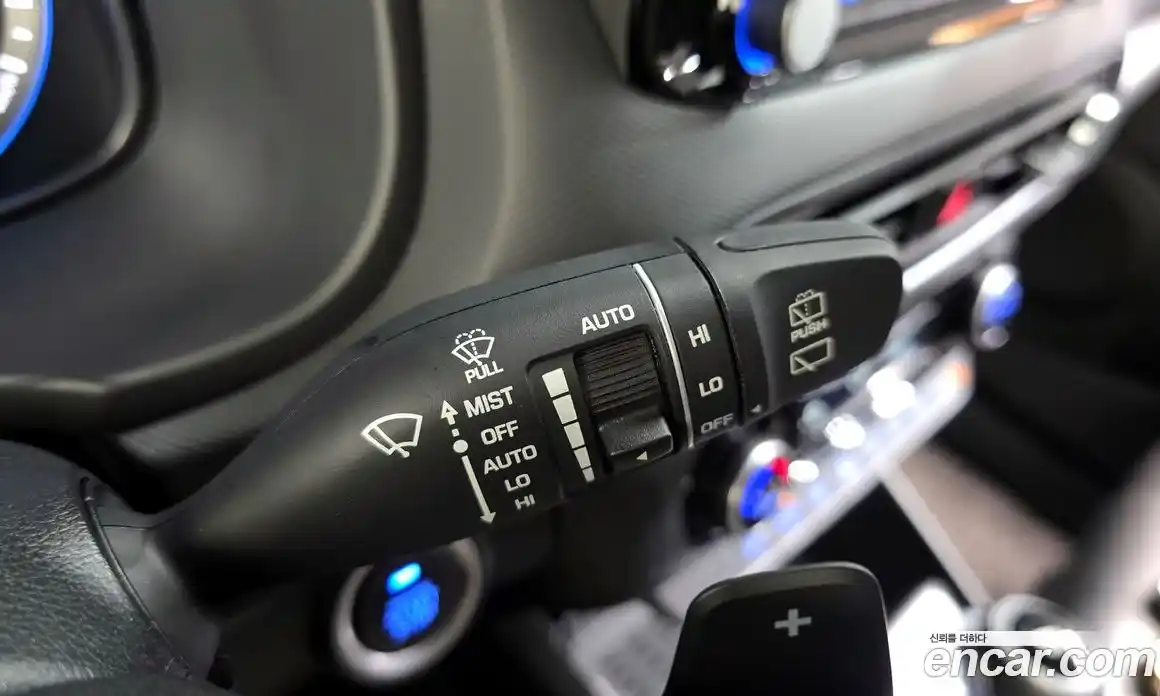 Hyundai Kona 2023 1.6 автомат (гидро), фото 27