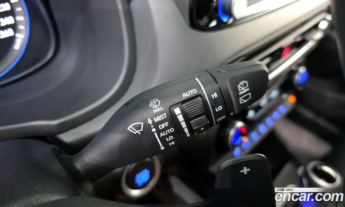 Hyundai Kona 2023 1.6 автомат (гидро), фото 30