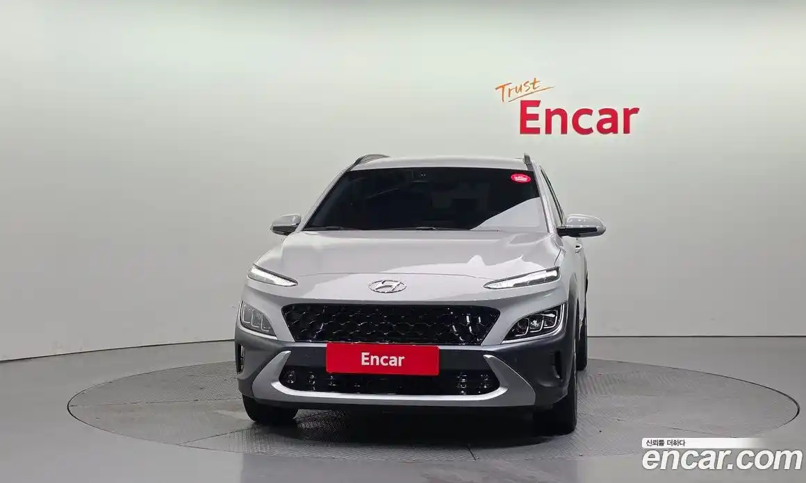 Hyundai Kona 2023 1.6 автомат (гидро), фото 3