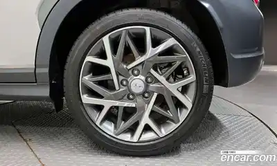 Hyundai Kona 2023 1.6 автомат (гидро), миниатюра 7