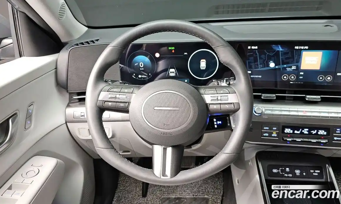 Hyundai Kona 2025 1.6 автомат (гидро), фото 12