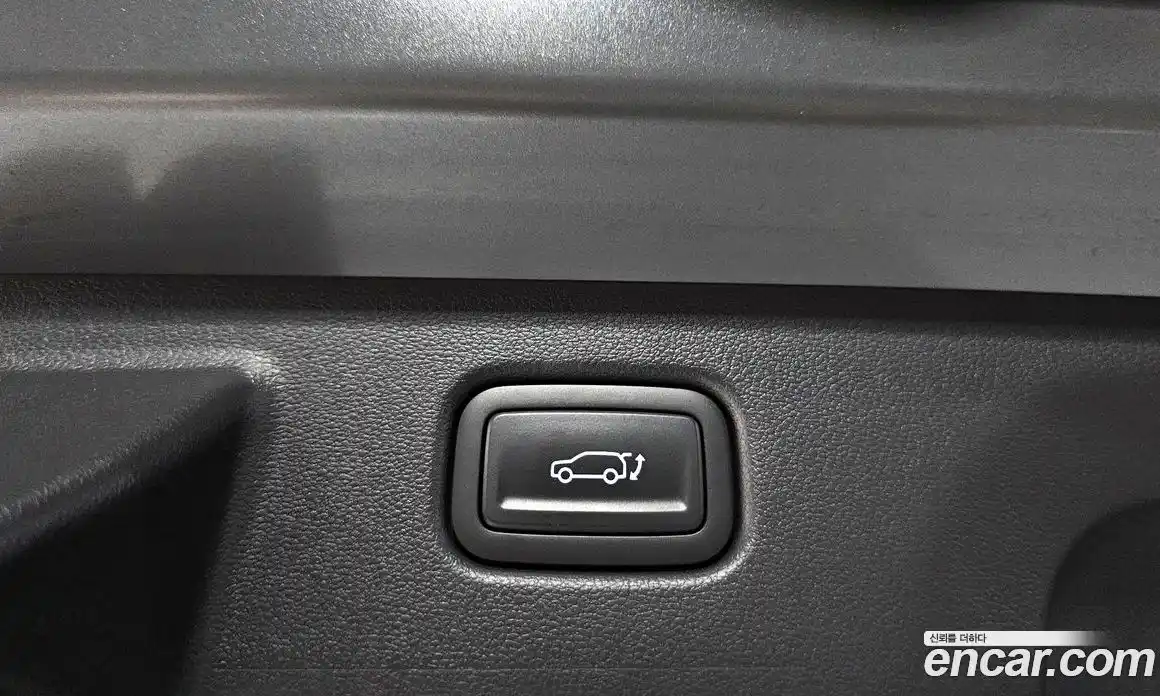 Hyundai Kona 2025 1.6 автомат (гидро), фото 17