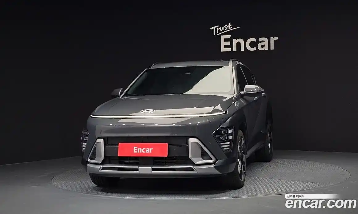 Hyundai Kona 2025 1.6 автомат (гидро), фото 3