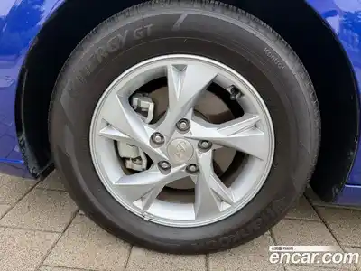 Hyundai Avante 2021 1.6 автомат (гидро), миниатюра 5
