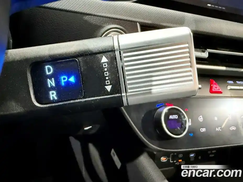 Hyundai Sonata 2023 2.0 автомат (гидро), фото 12