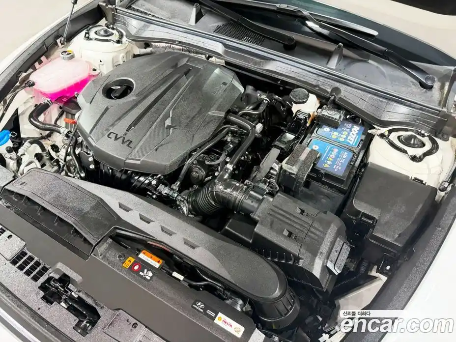 Hyundai Sonata 2023 2.0 автомат (гидро), фото 13