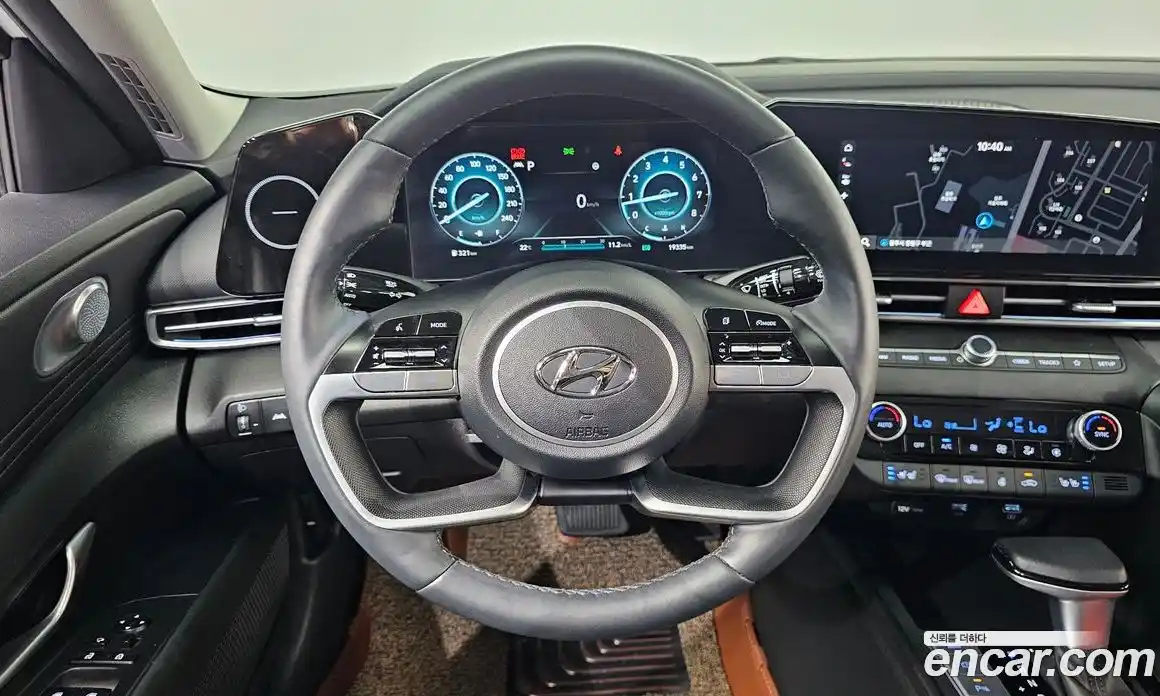 Hyundai Avante 2022 1.6 автомат (гидро), фото 16