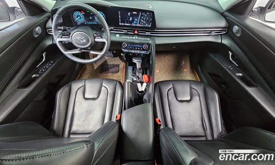 Hyundai Avante 2022 1.6 автомат (гидро), фото 7