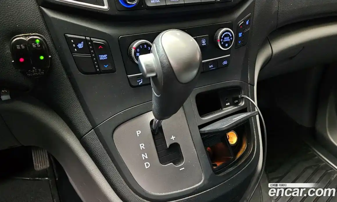 Hyundai Starex 2020 2.5 автомат (гидро), фото 12