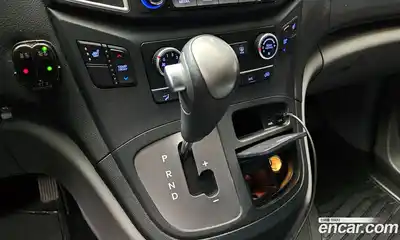 Hyundai Starex 2020 2.5 автомат (гидро), миниатюра 12