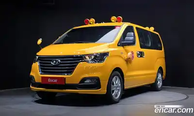 Hyundai Starex 2020 2.5 автомат (гидро), миниатюра 2