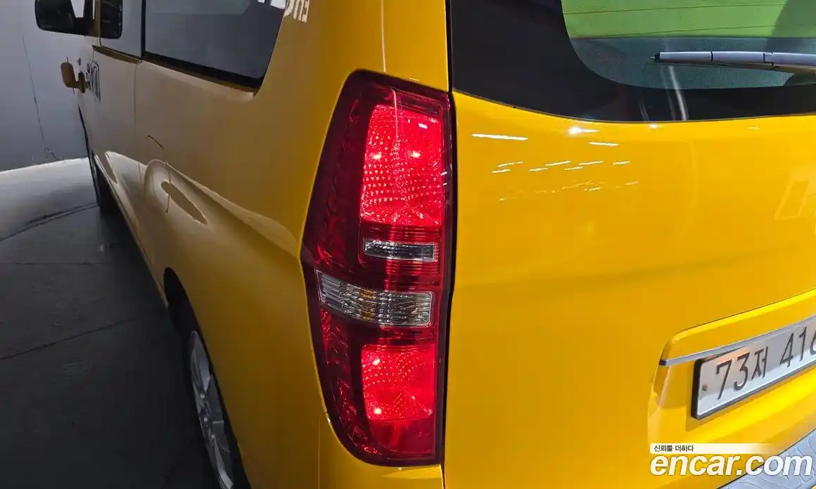 Hyundai Starex 2020 2.5 автомат (гидро), фото 6