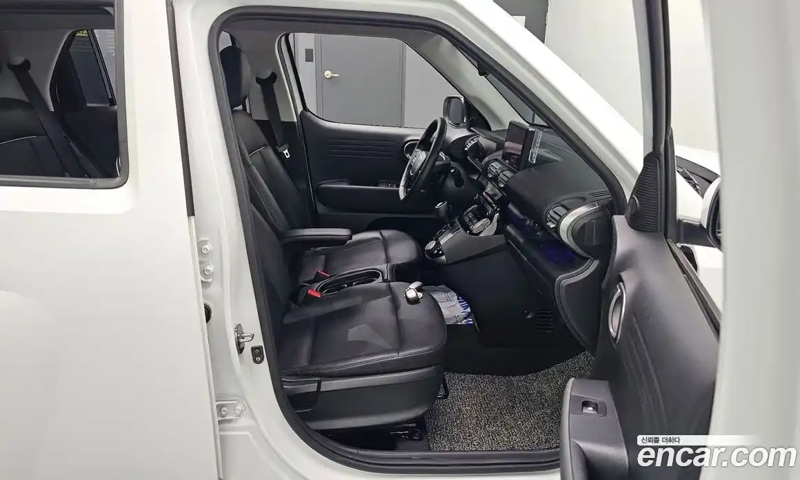 Hyundai Casper 2024 1.0 автомат (гидро), фото 16
